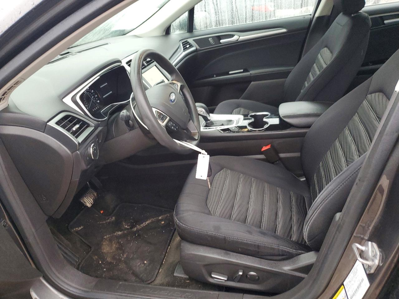 2016 FORD FUSION SE photo 13