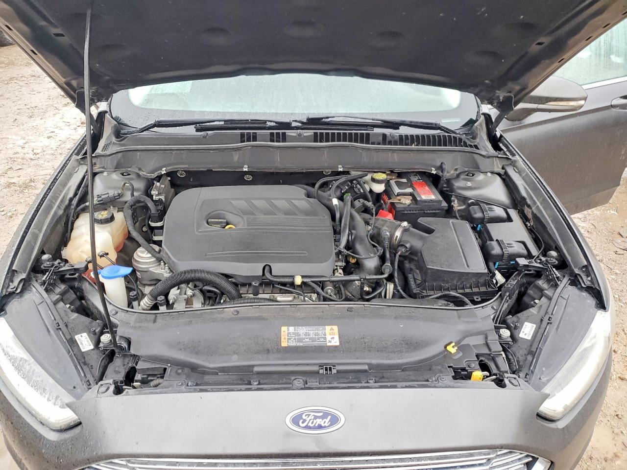 2016 FORD FUSION SE photo 21