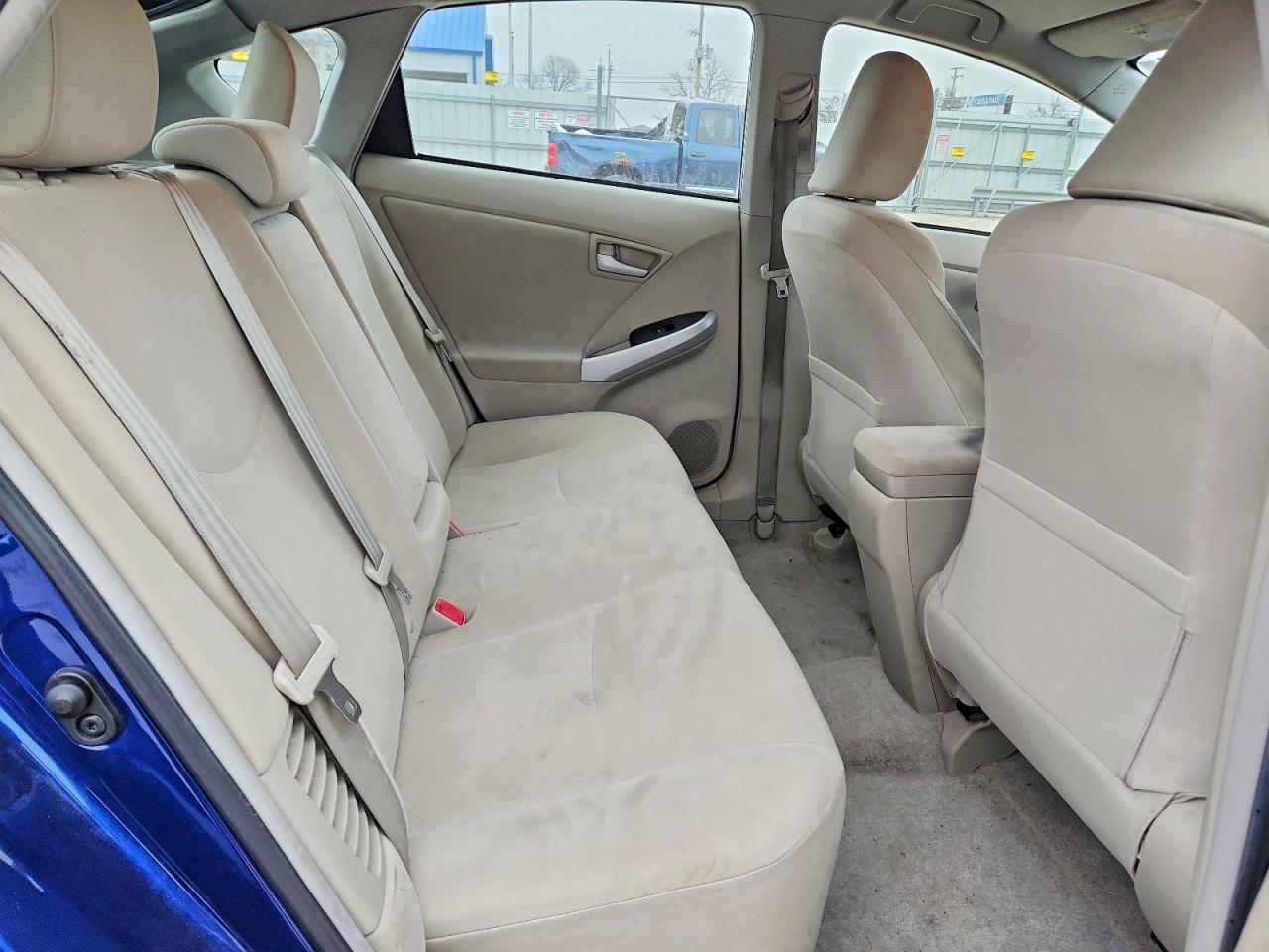 2011 TOYOTA PRIUS TWO photo 19