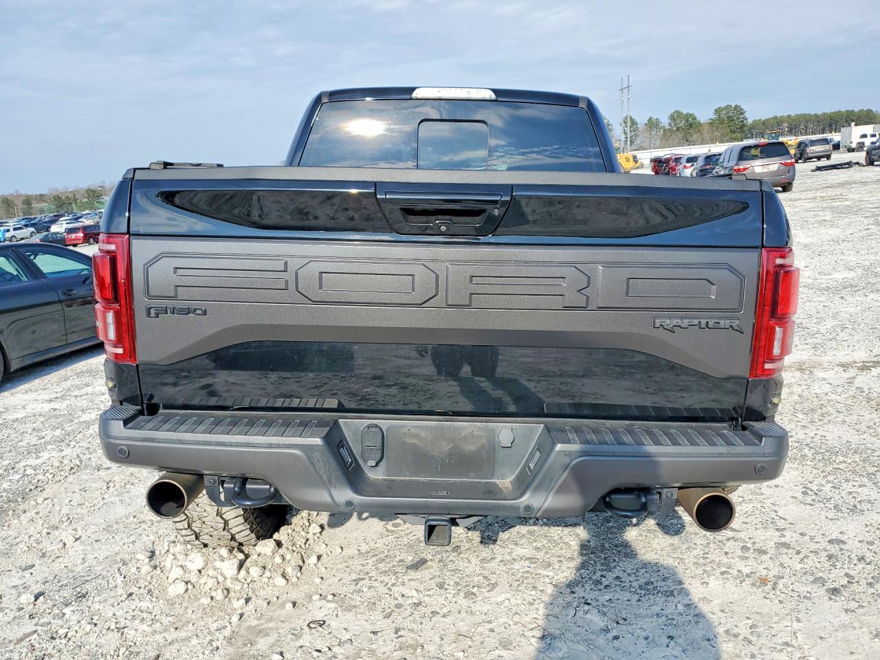 2017 FORD F150 RAPTOR photo 16
