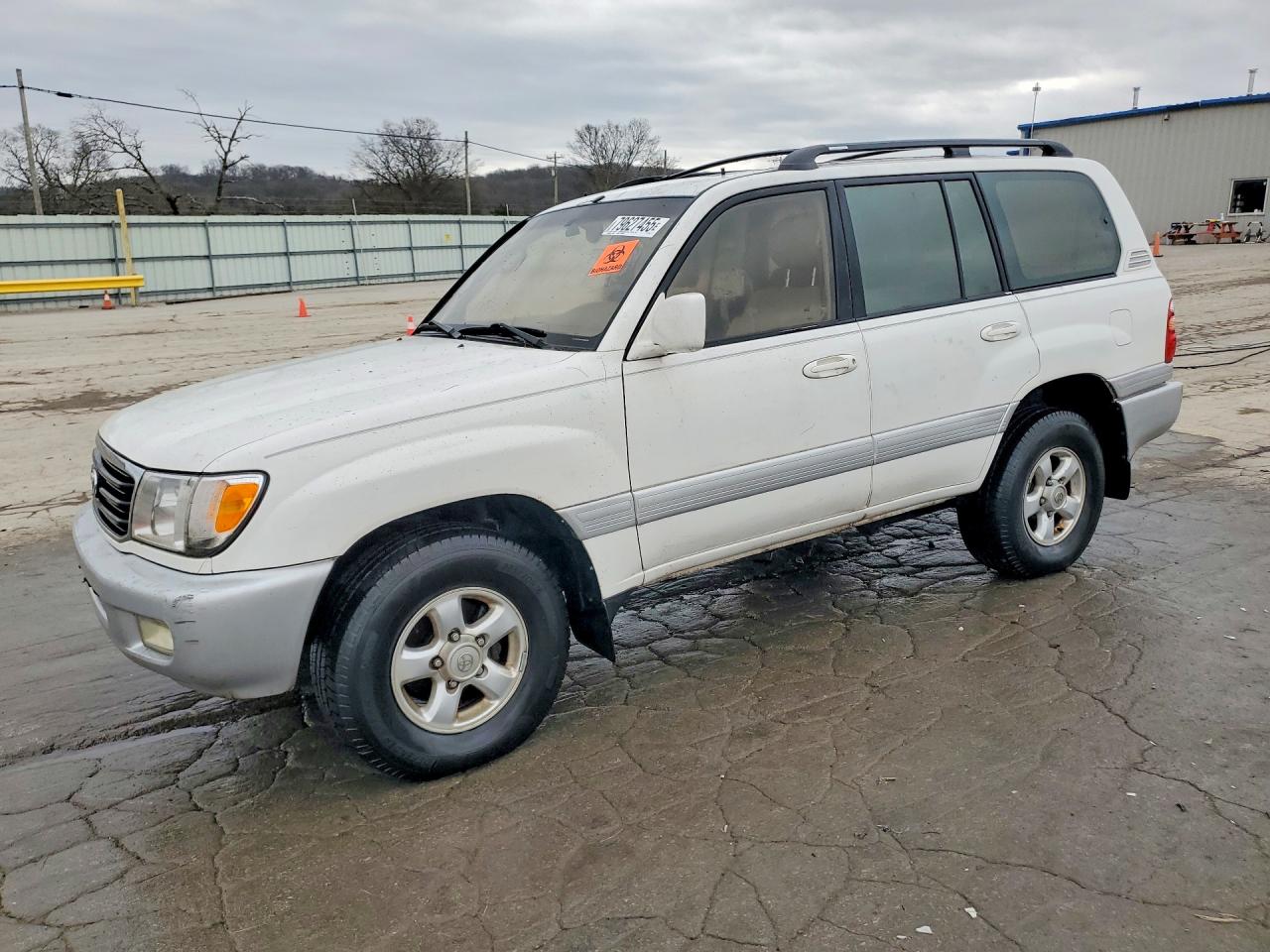 2000 TOYOTA LAND CRUISER BASE photo 2