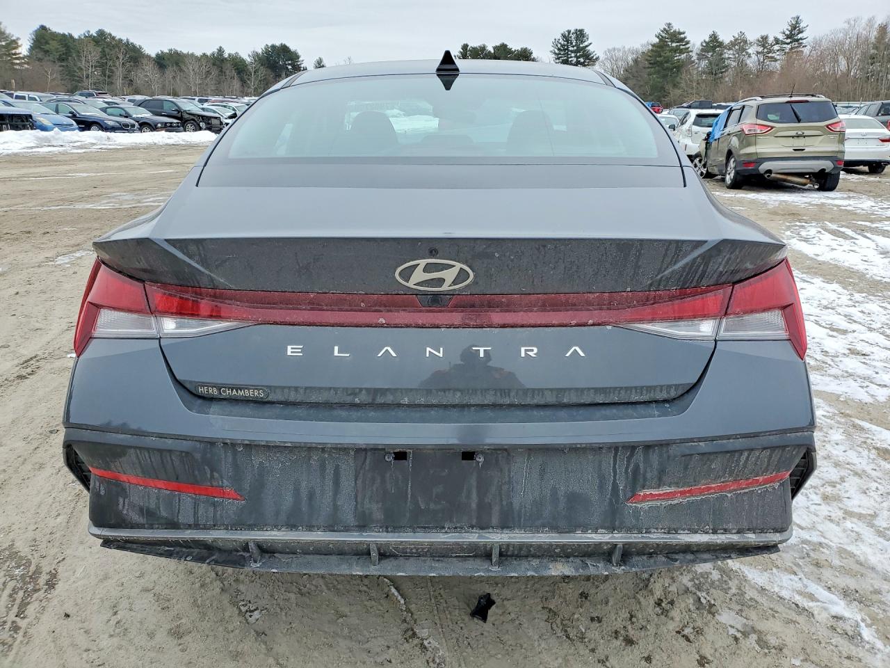 2024 HYUNDAI ELANTRA SEL photo 11