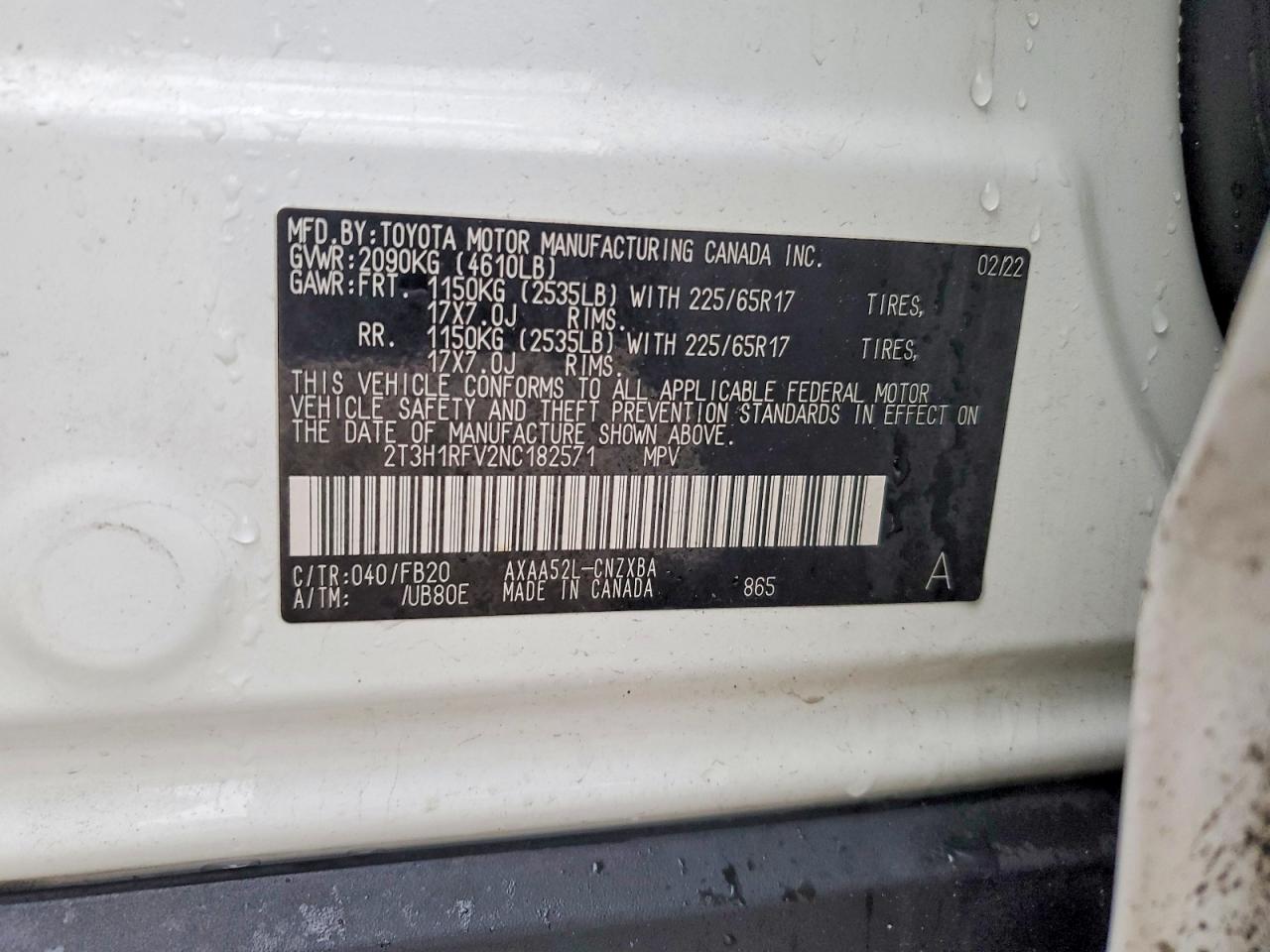 2022 TOYOTA RAV4 LE photo 25