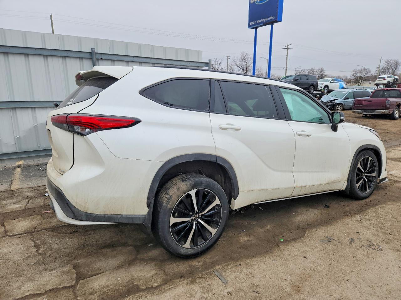 2021 TOYOTA HIGHLANDER XSE photo 5