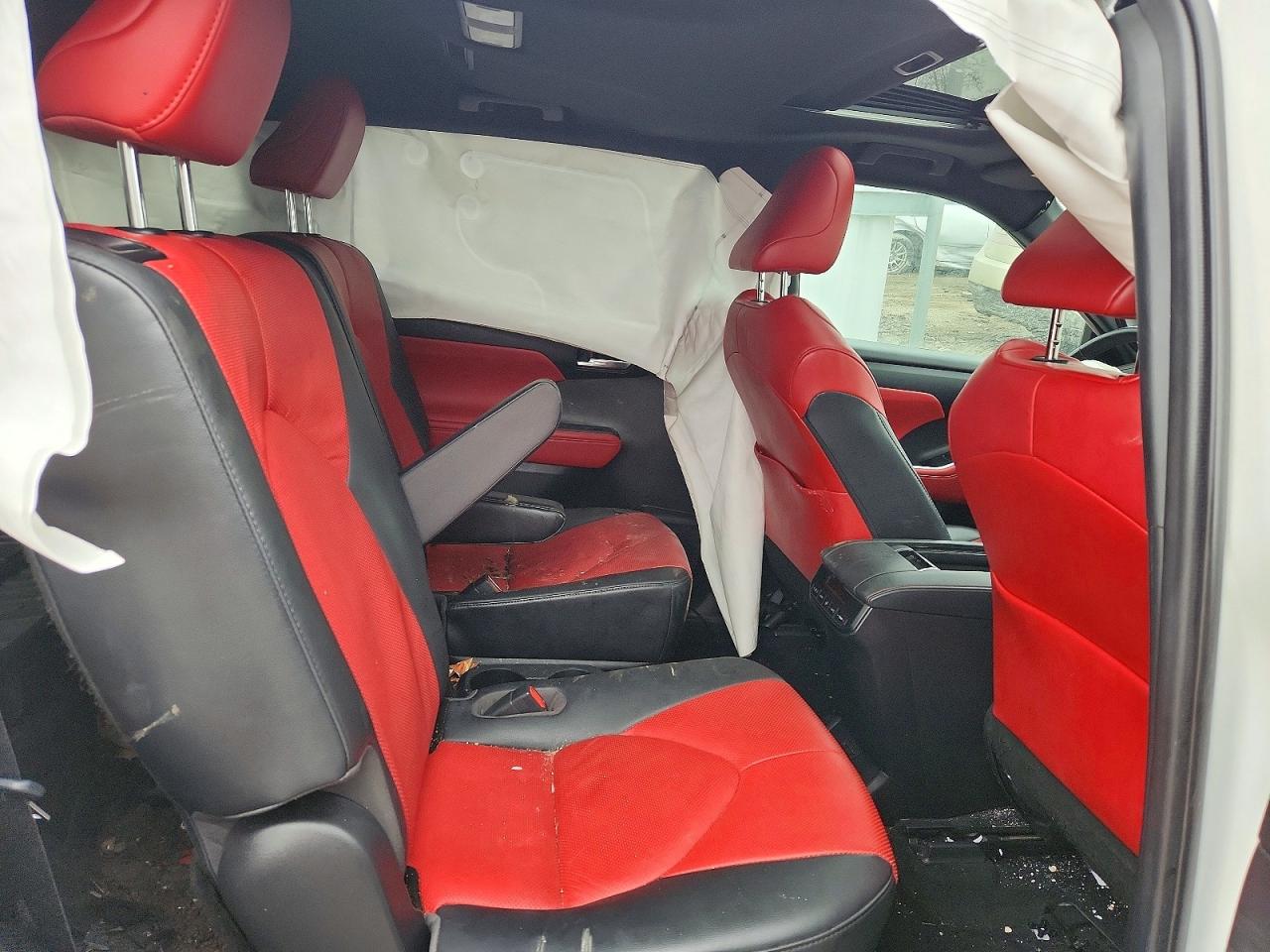 2021 TOYOTA HIGHLANDER XSE photo 21