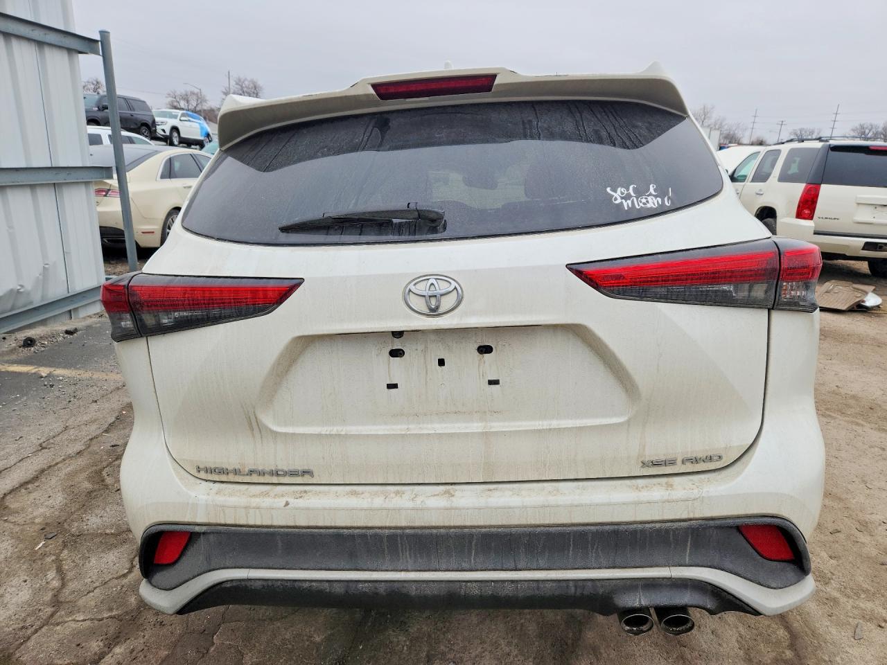 2021 TOYOTA HIGHLANDER XSE photo 11