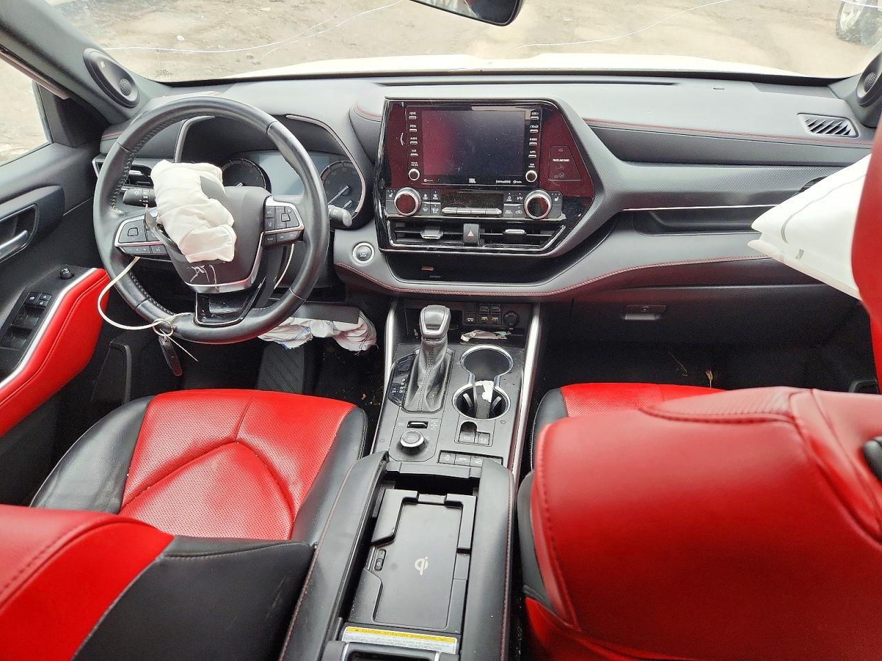 2021 TOYOTA HIGHLANDER XSE photo 15