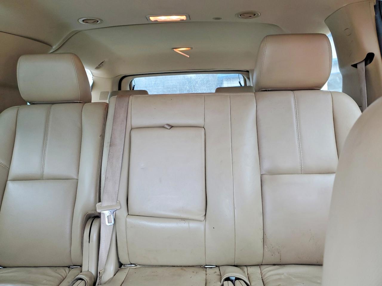 2011 CHEVROLET SUBURBAN K2500 LT photo 19