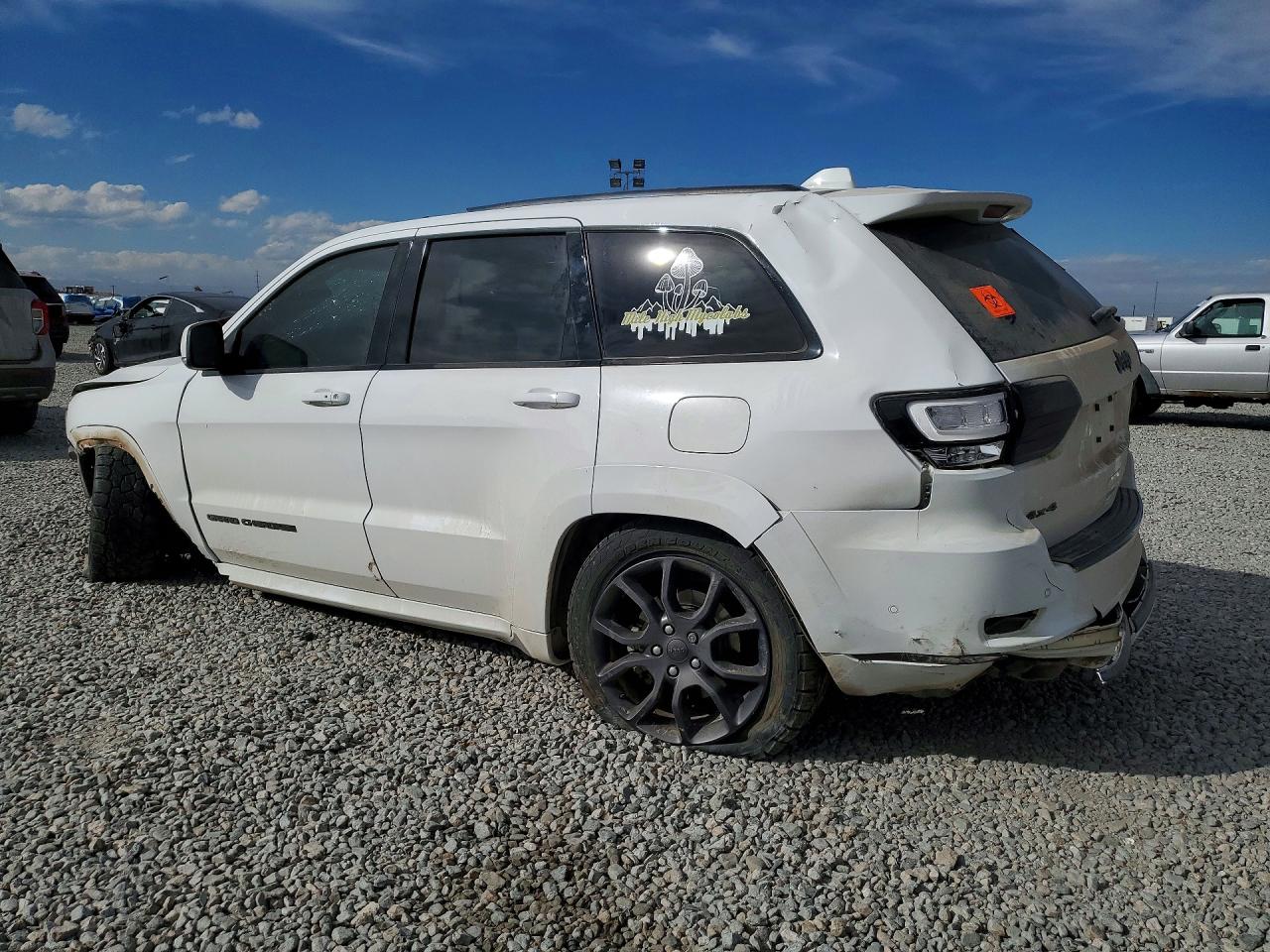 2020 JEEP GRAND CHEROKEE OVERLAND photo 2