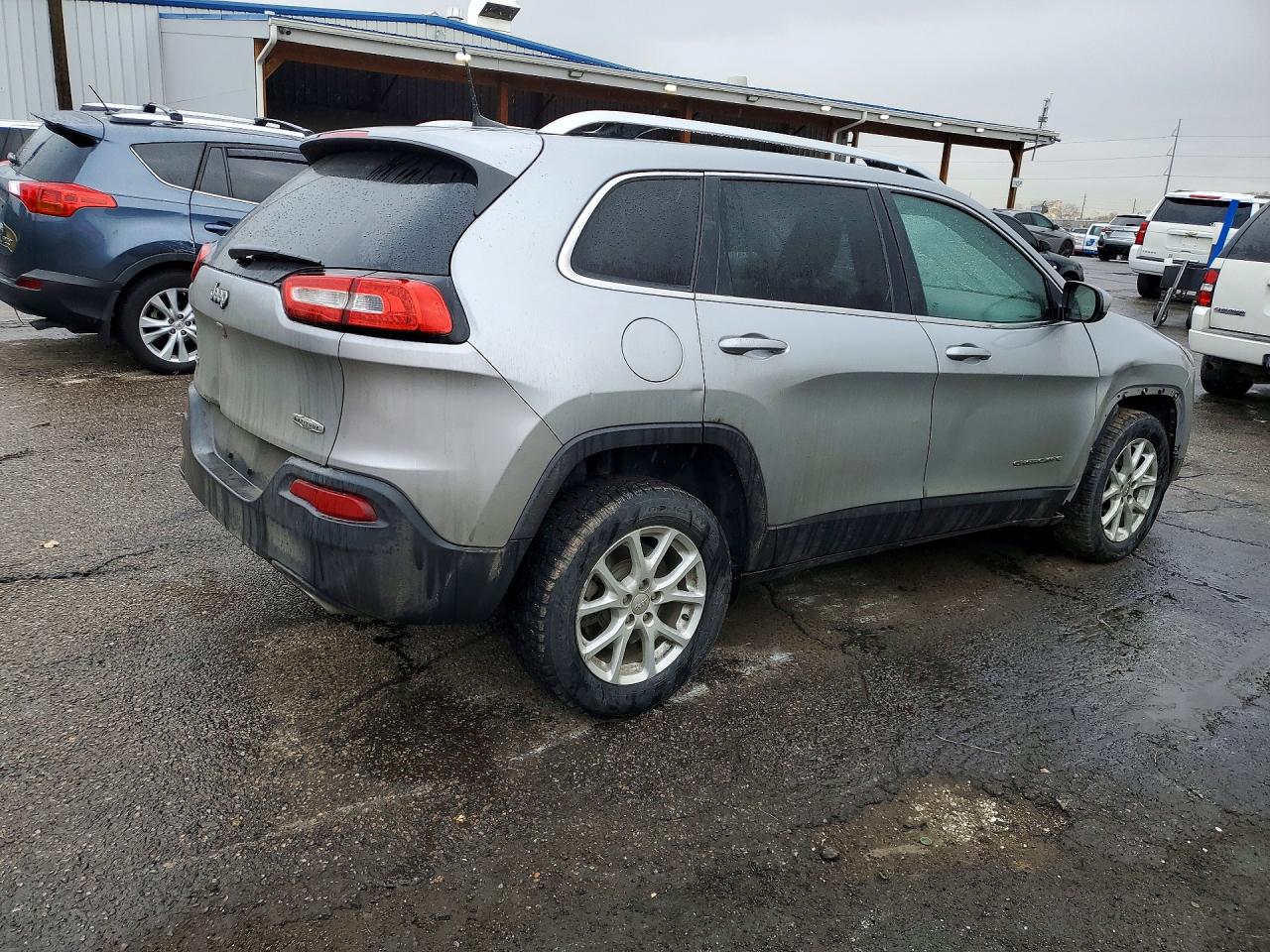 2017 JEEP CHEROKEE LATITUDE photo 7