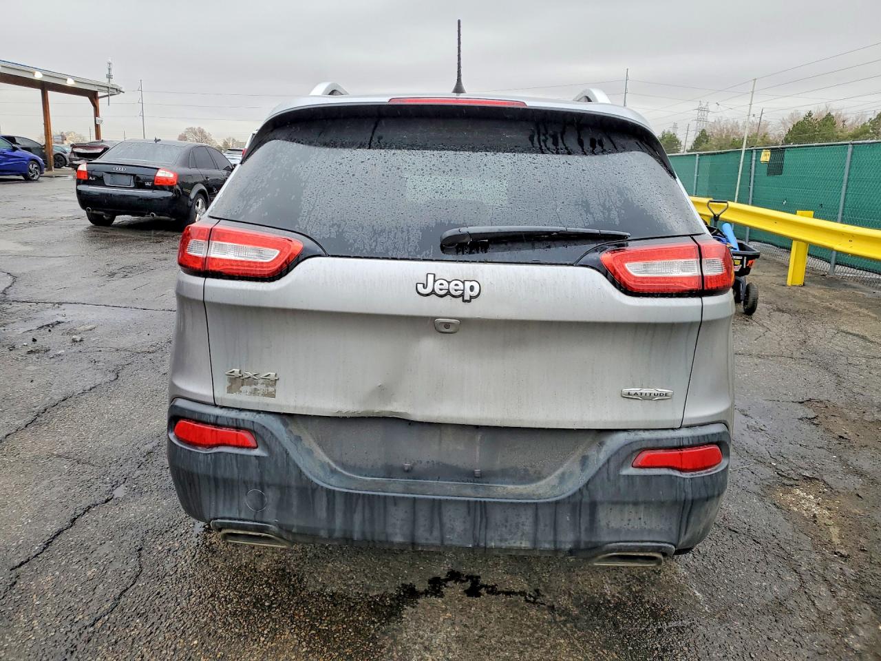 2017 JEEP CHEROKEE LATITUDE photo 16