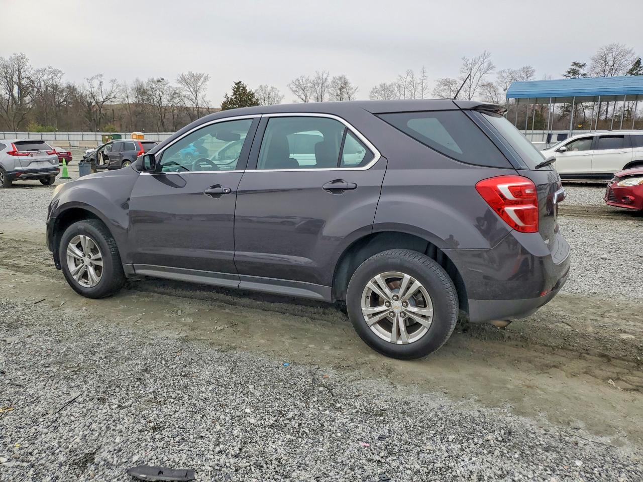 2016 CHEVROLET EQUINOX LS photo 2