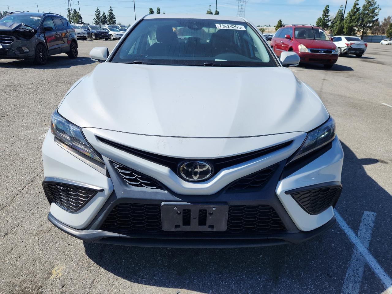 2023 TOYOTA CAMRY SE photo 9
