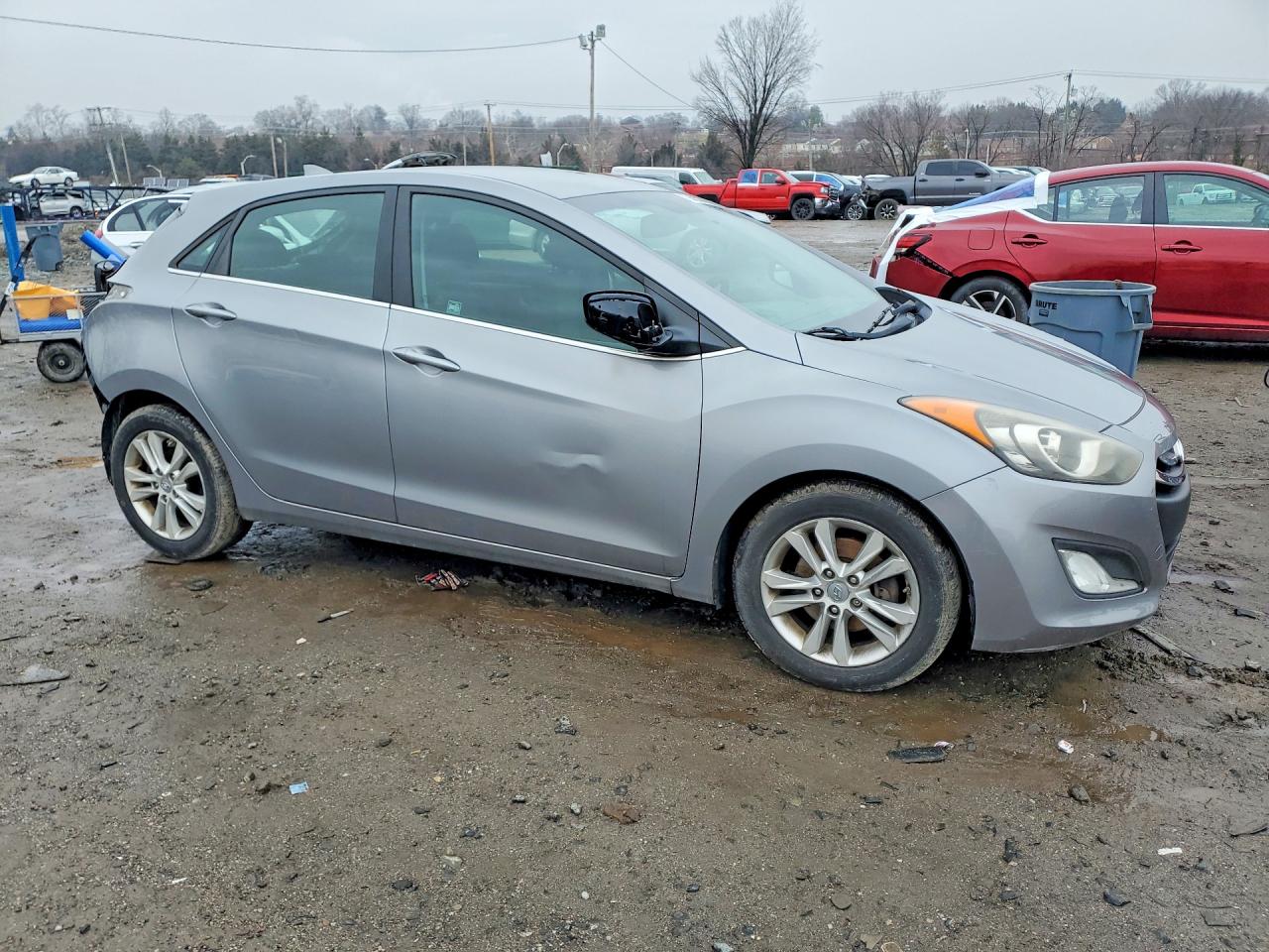 2013 HYUNDAI ELANTRA GT BASE photo 4