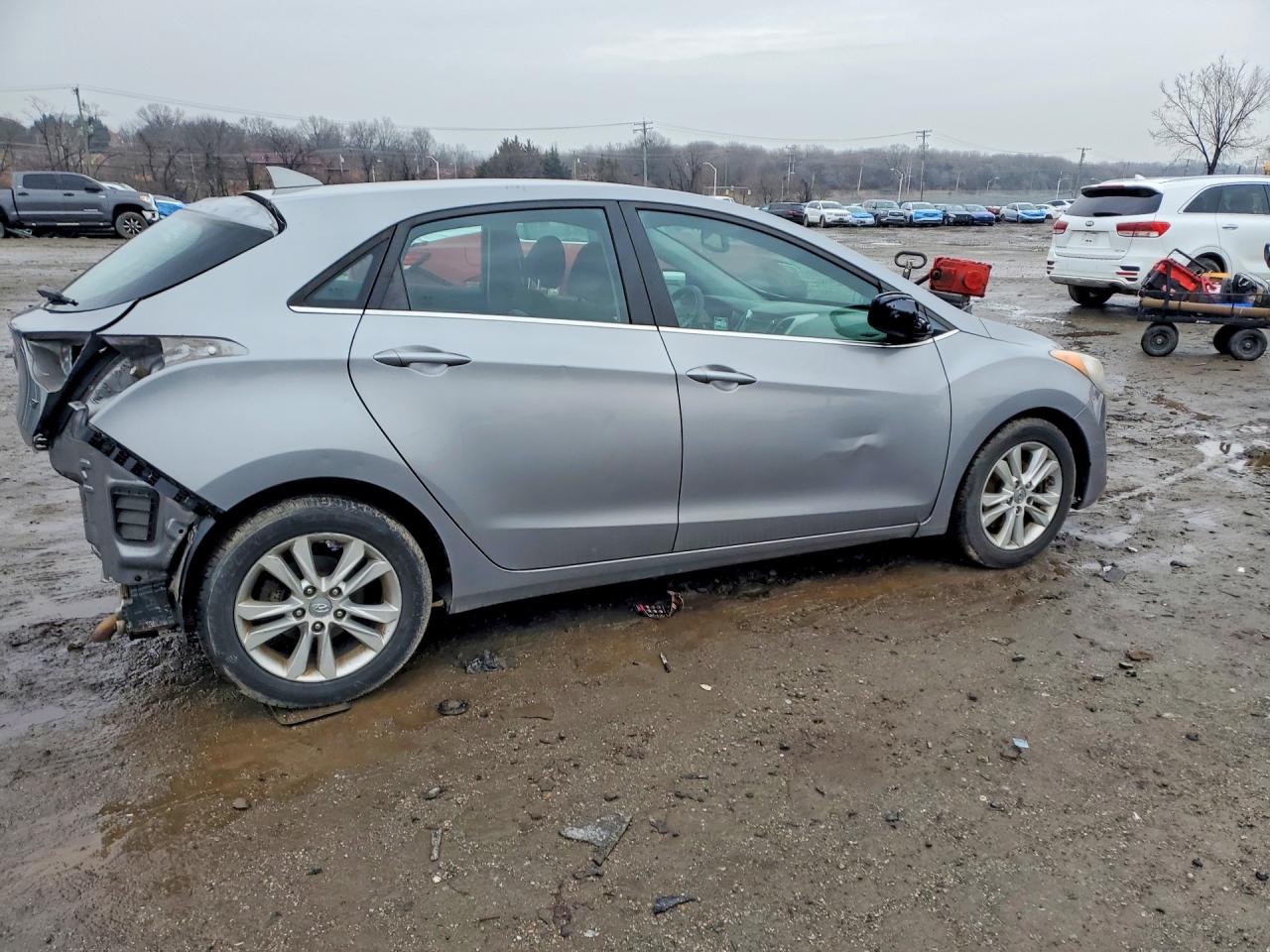 2013 HYUNDAI ELANTRA GT BASE photo 3