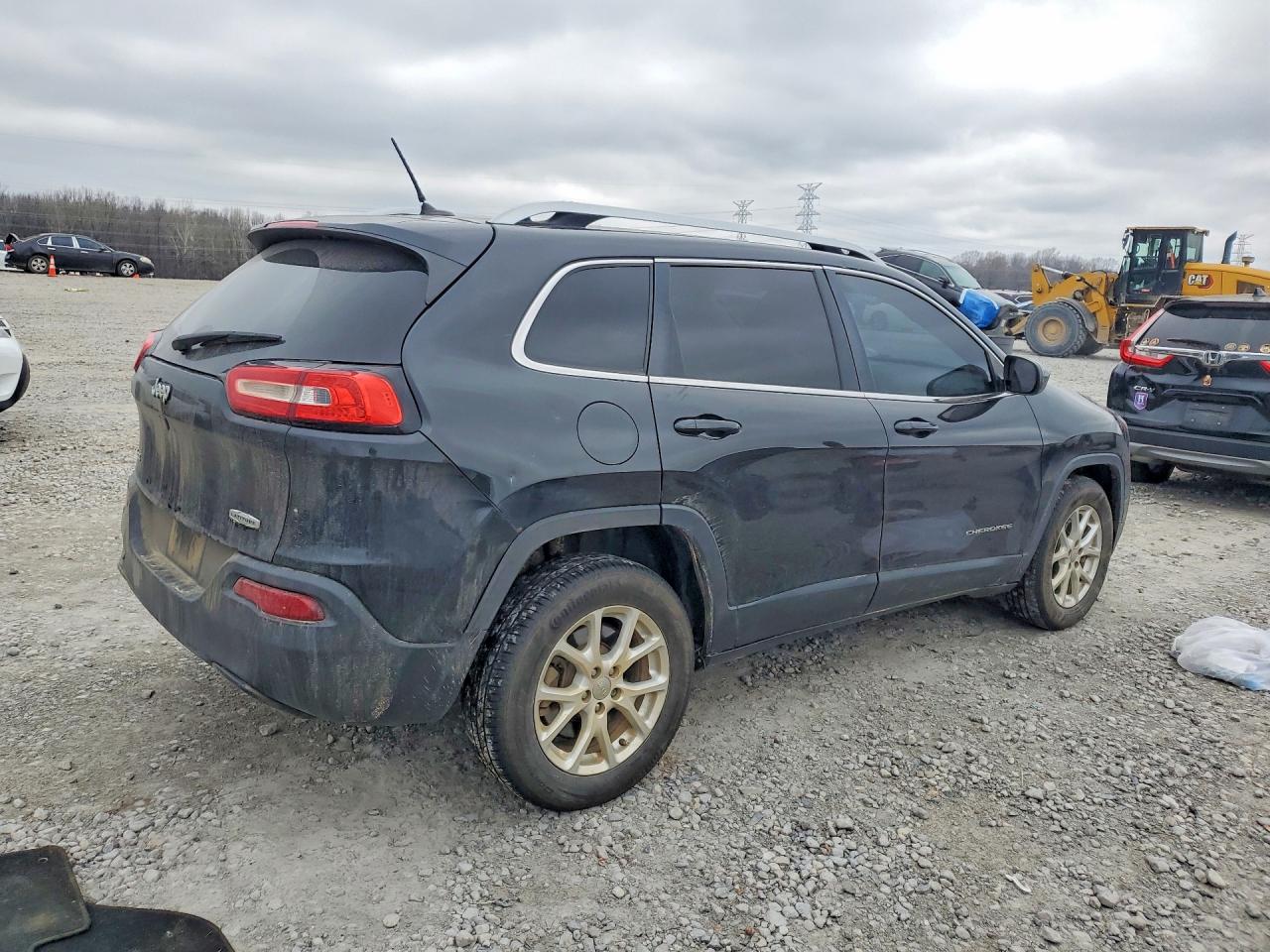 2015 JEEP CHEROKEE LATITUDE photo 5