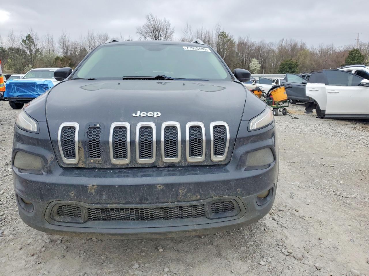 2015 JEEP CHEROKEE LATITUDE photo 9