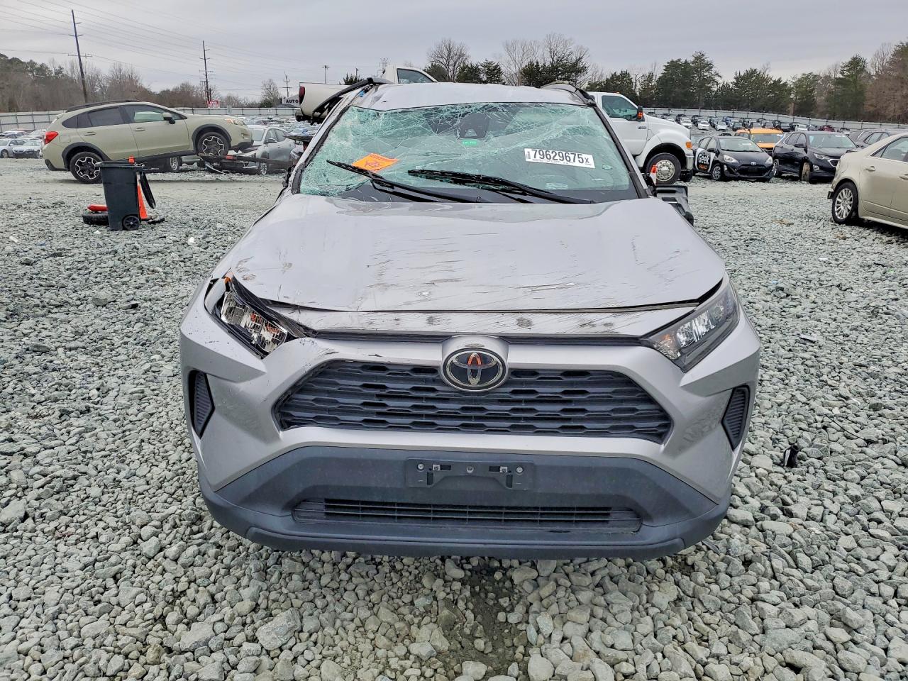 2021 TOYOTA RAV4 LE photo 5