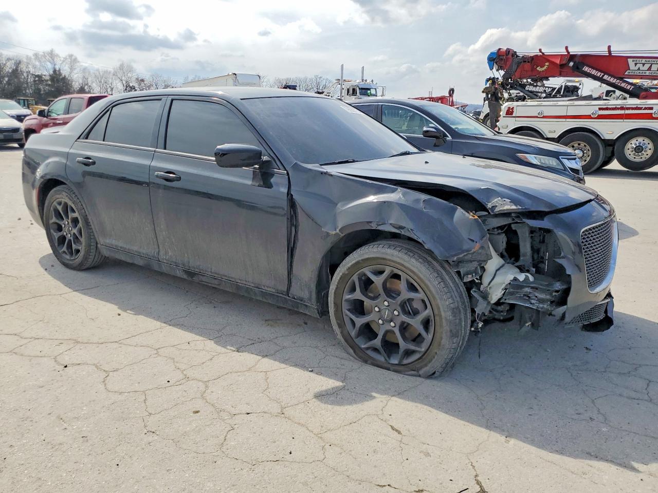 2019 CHRYSLER 300 S photo 7