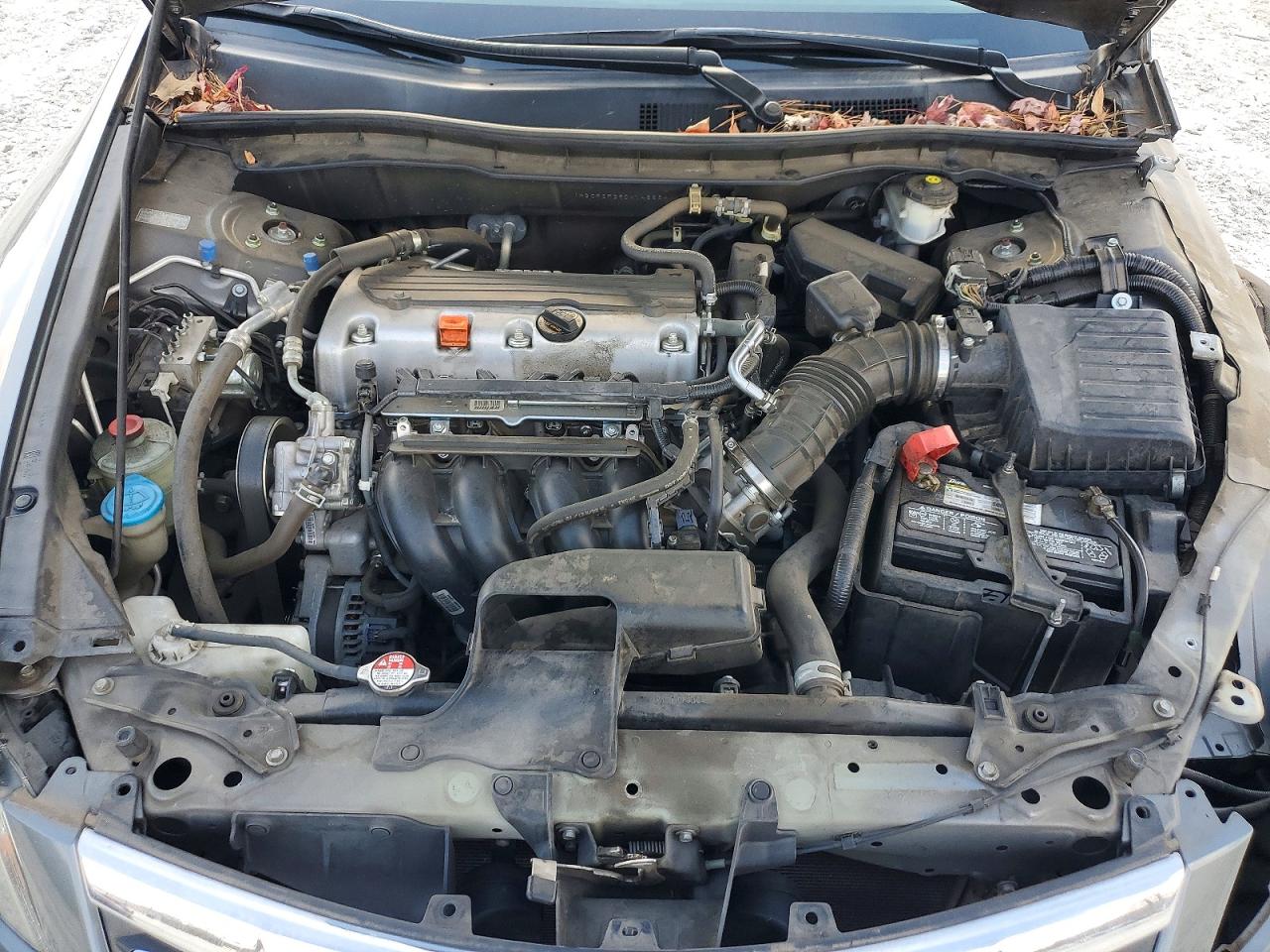 2012 HONDA ACCORD LX photo 21