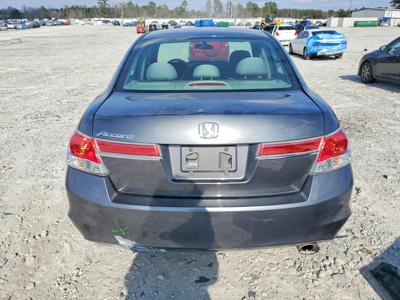 2012 HONDA ACCORD LX photo 11