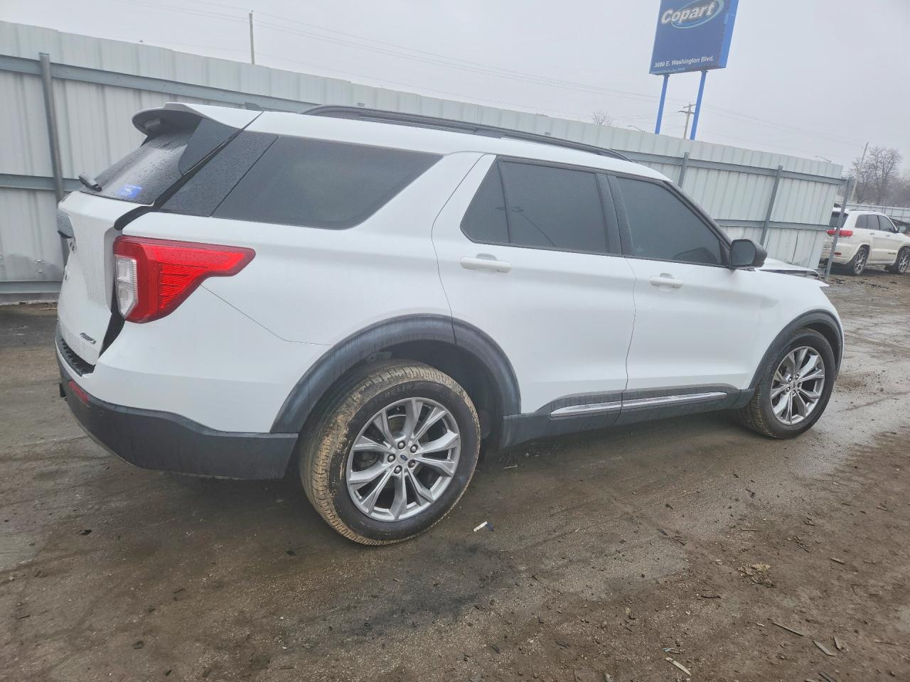 2021 FORD EXPLORER XLT photo 7