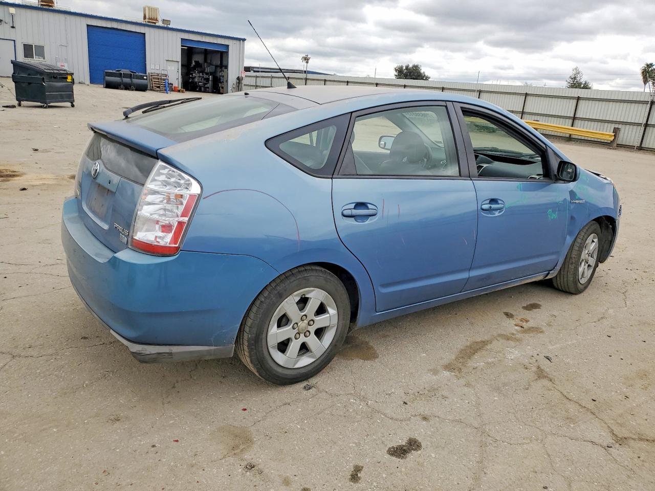 2009 TOYOTA PRIUS BASE photo 3