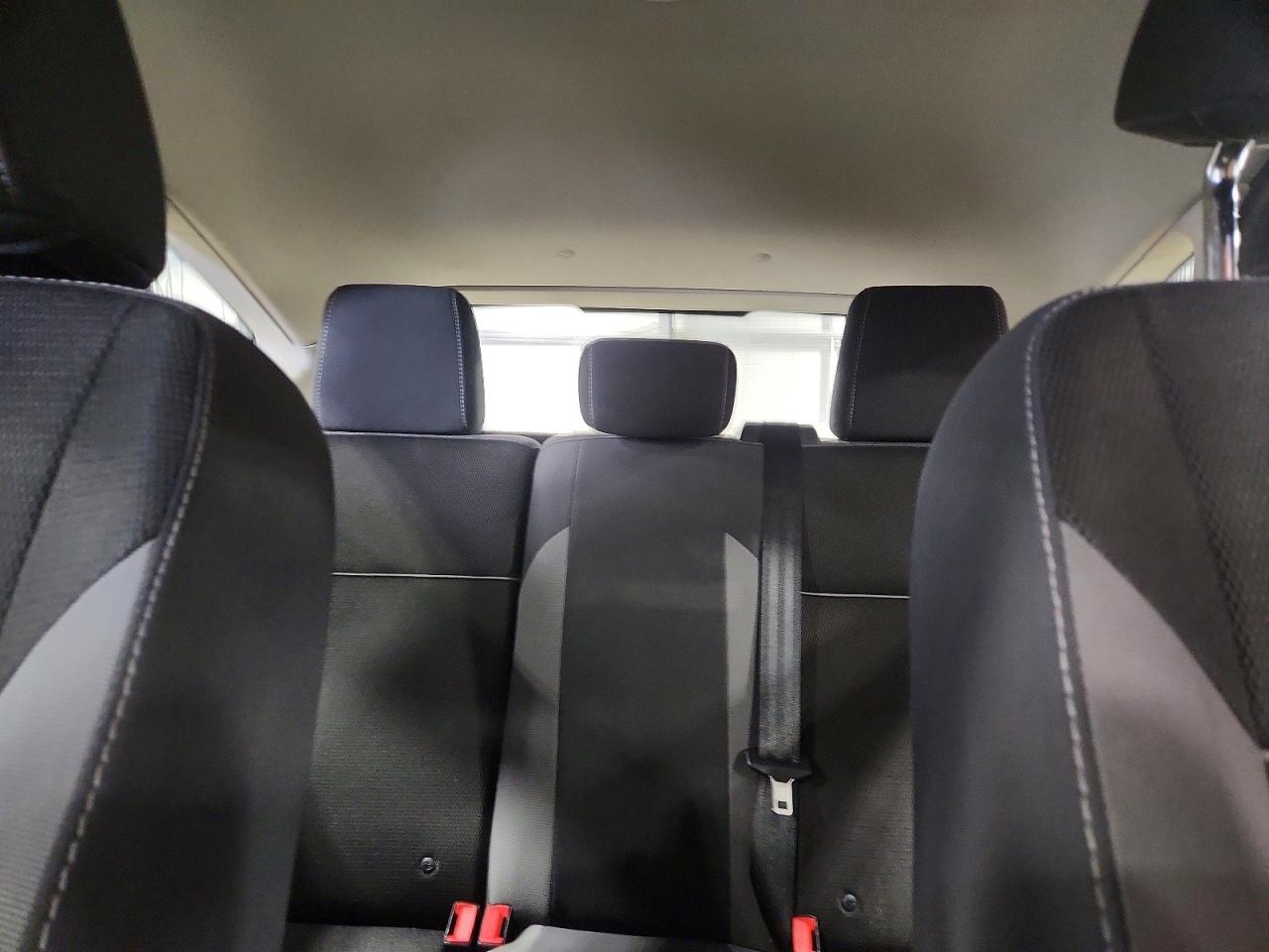 2014 FORD FOCUS SE photo 10