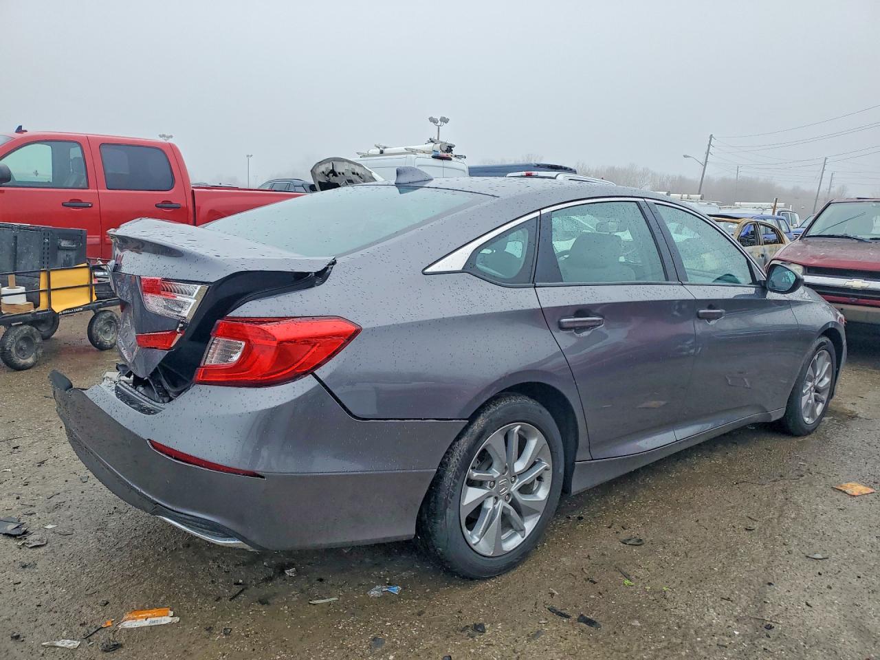 2018 HONDA ACCORD LX photo 3