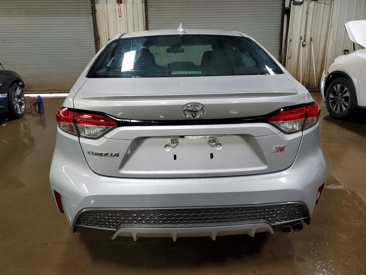 2021 TOYOTA COROLLA SE photo 6