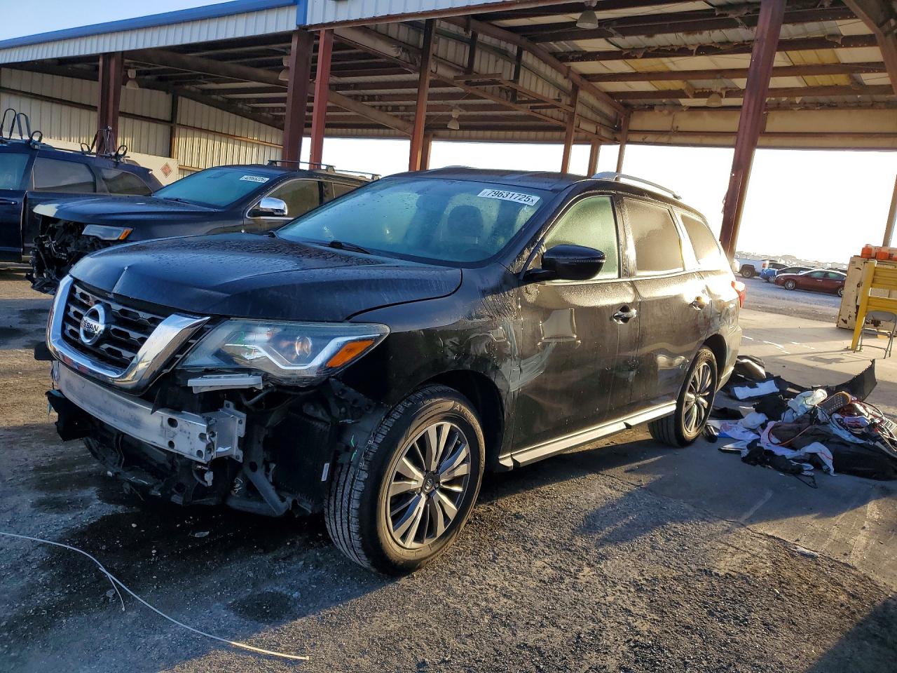 2017 NISSAN PATHFINDER