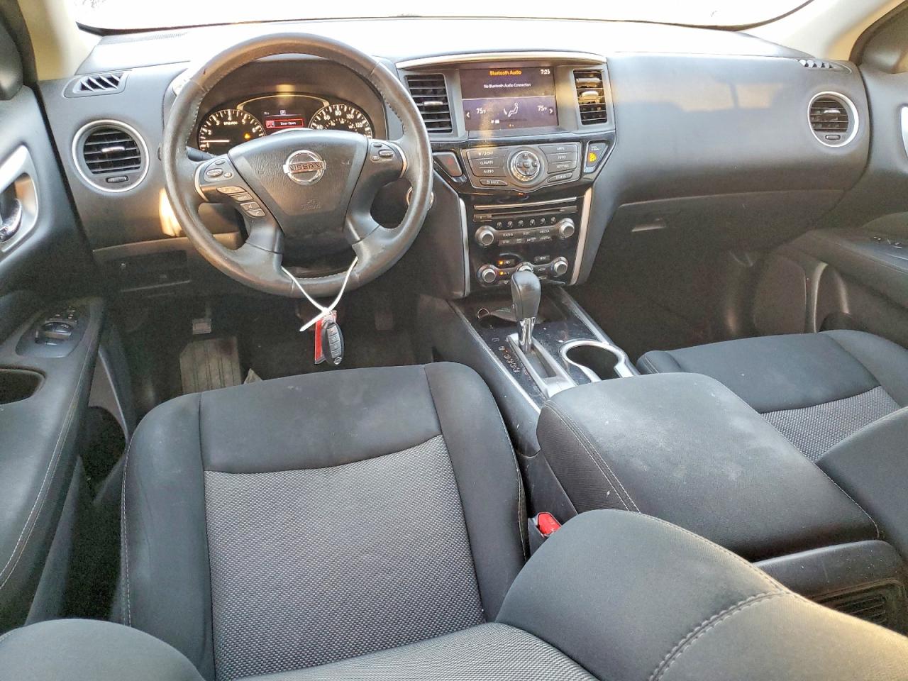 2017 NISSAN PATHFINDER SV photo 15