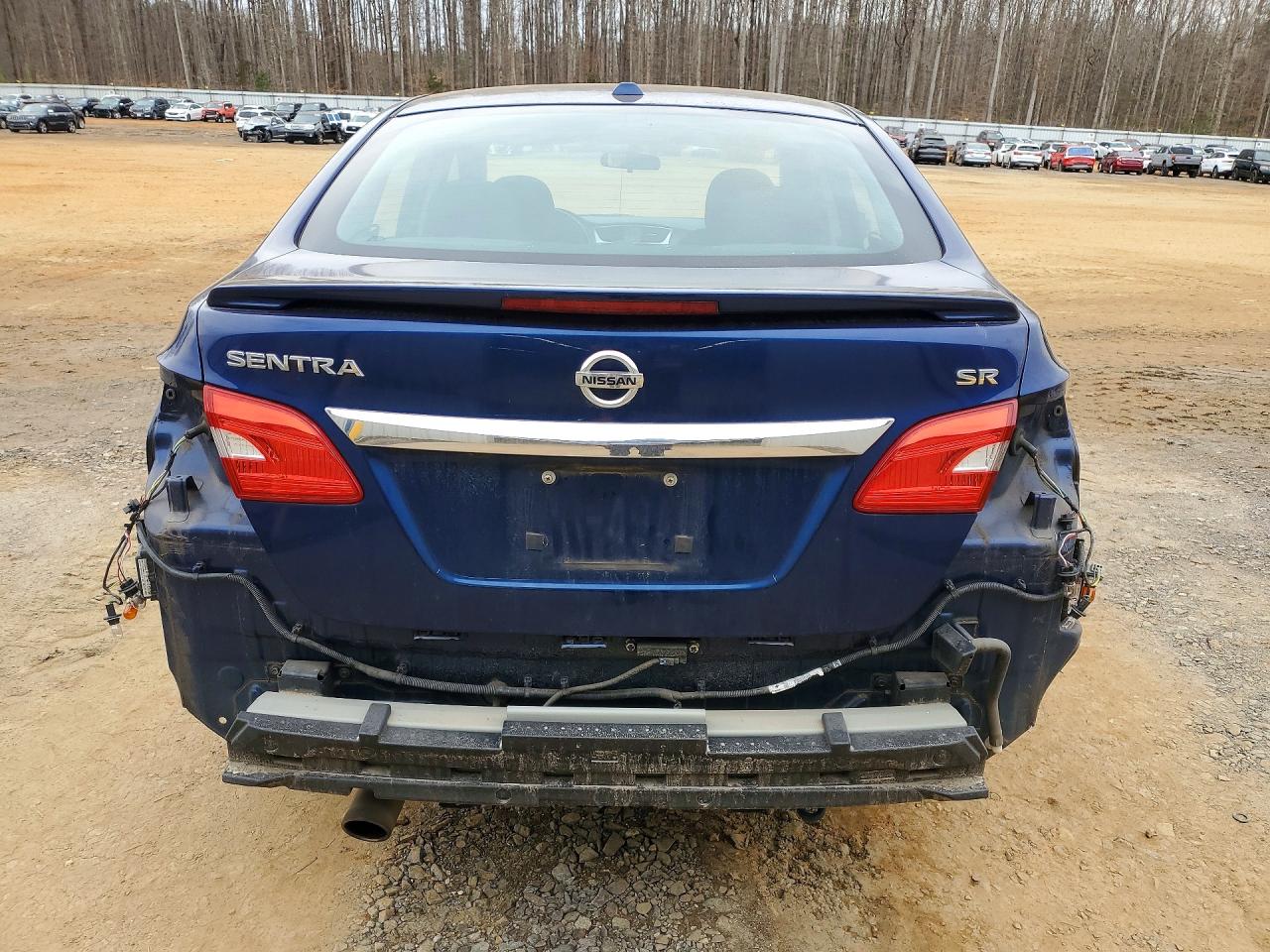 2016 NISSAN SENTRA SR photo 6