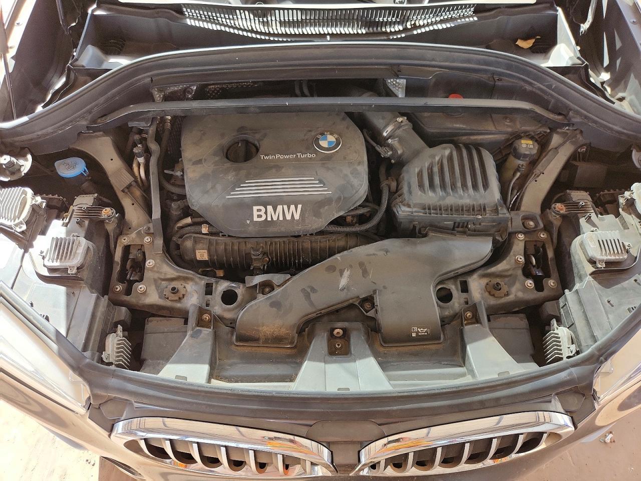 2016 BMW X1 XDRIVE28I photo 12
