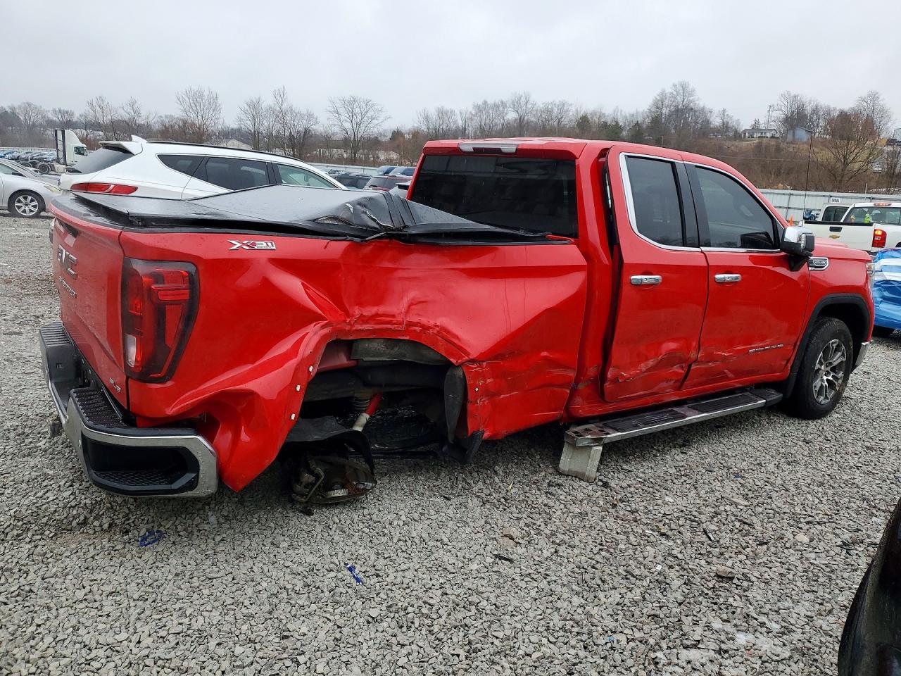 2019 GMC SIERRA K1500 SLE photo 5