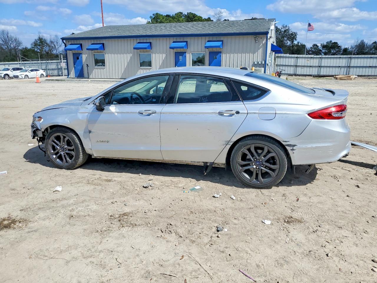 2018 FORD FUSION SE HYBRID photo 2