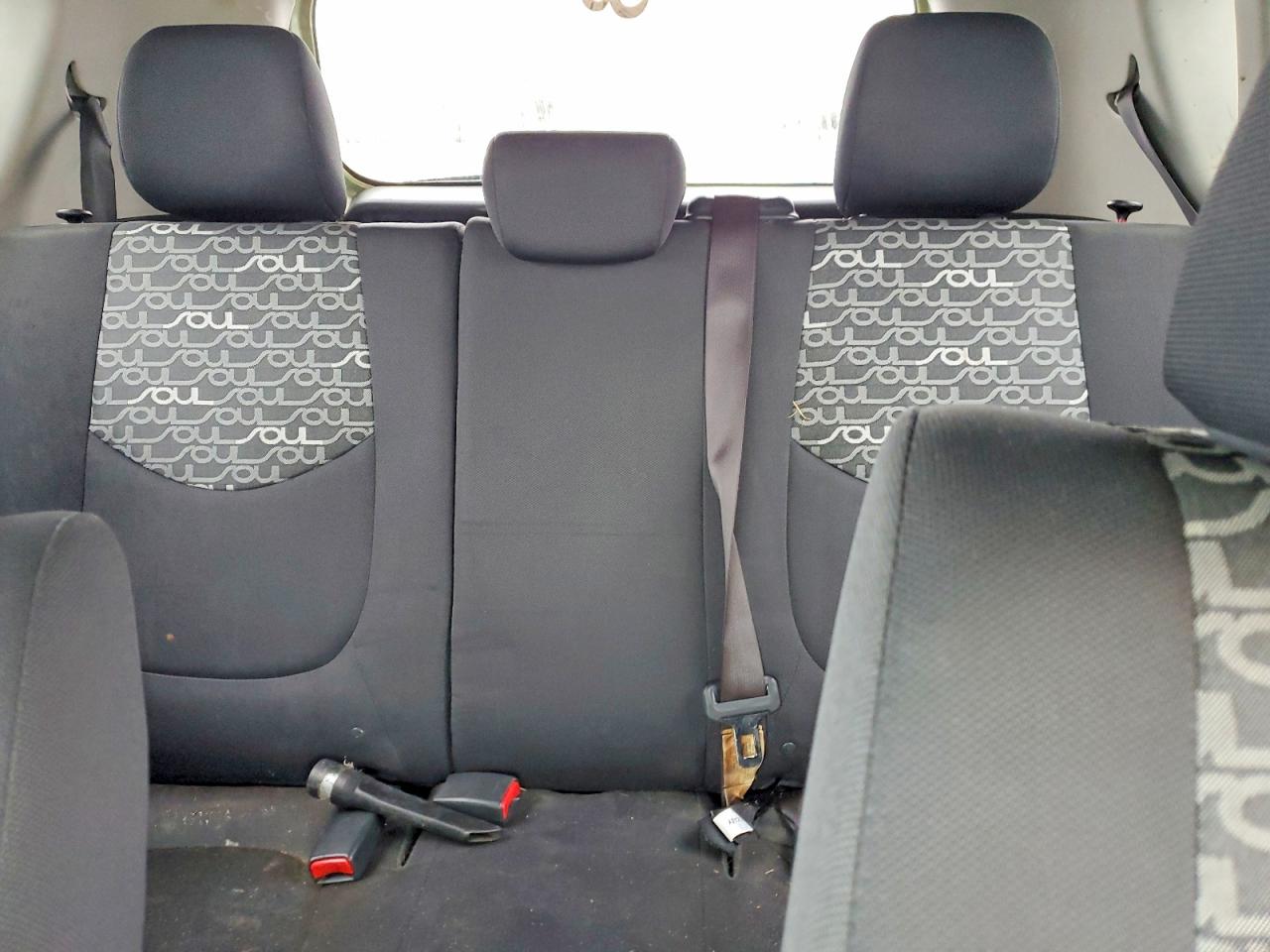 2011 KIA SOUL + photo 10