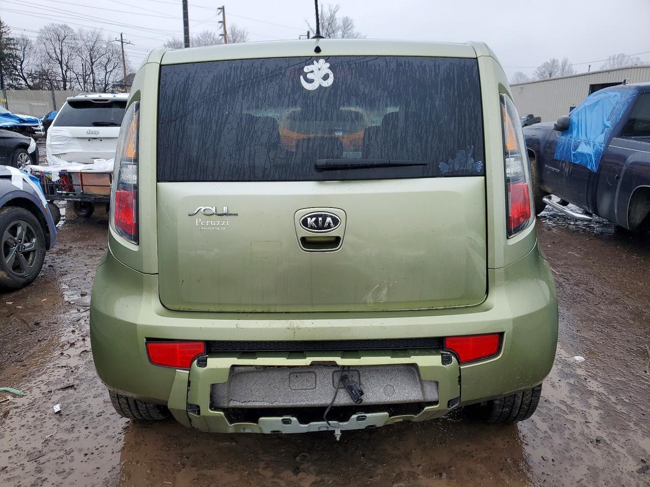 2011 KIA SOUL + photo 6