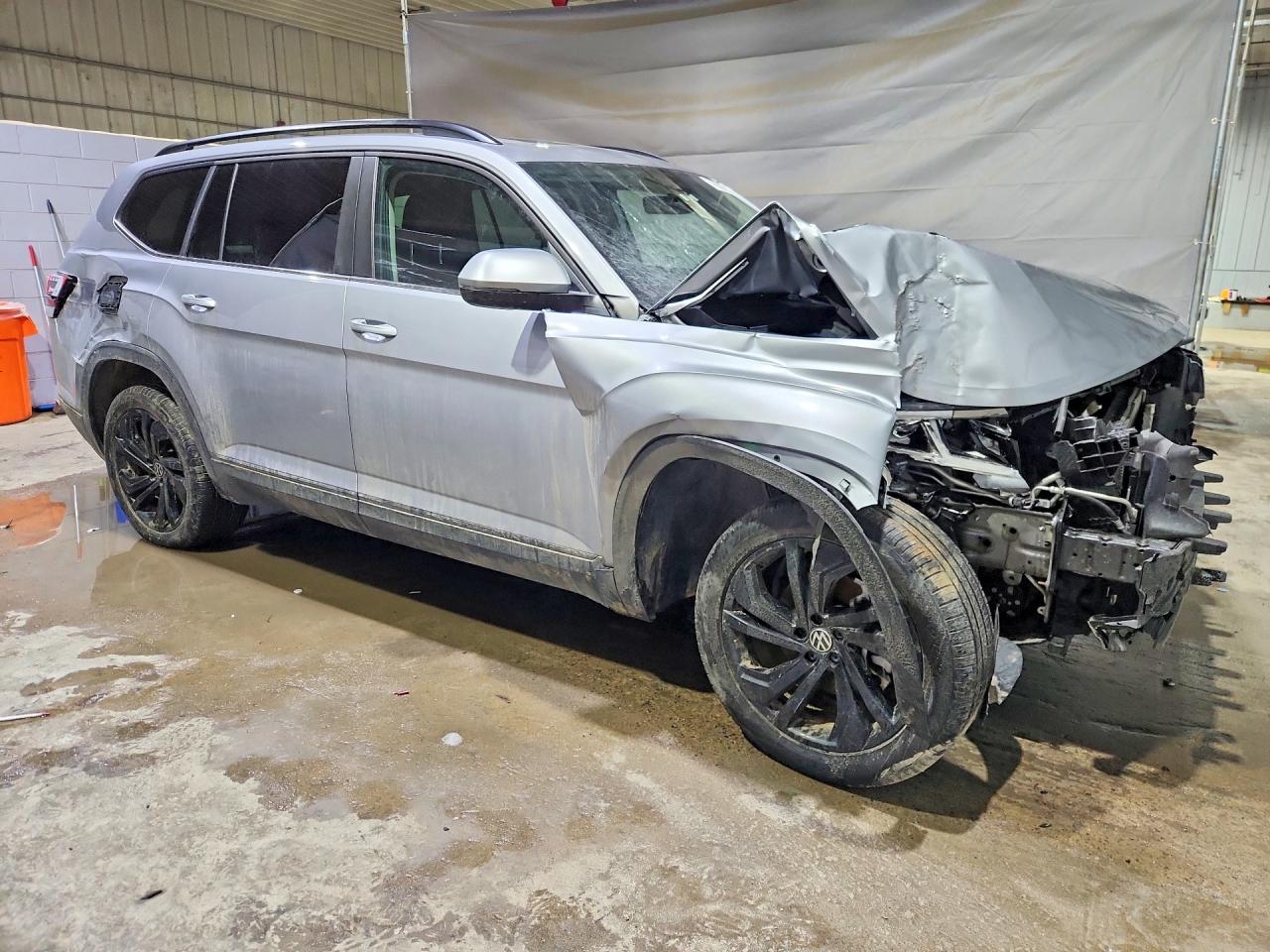 2023 VOLKSWAGEN ATLAS SE photo 7