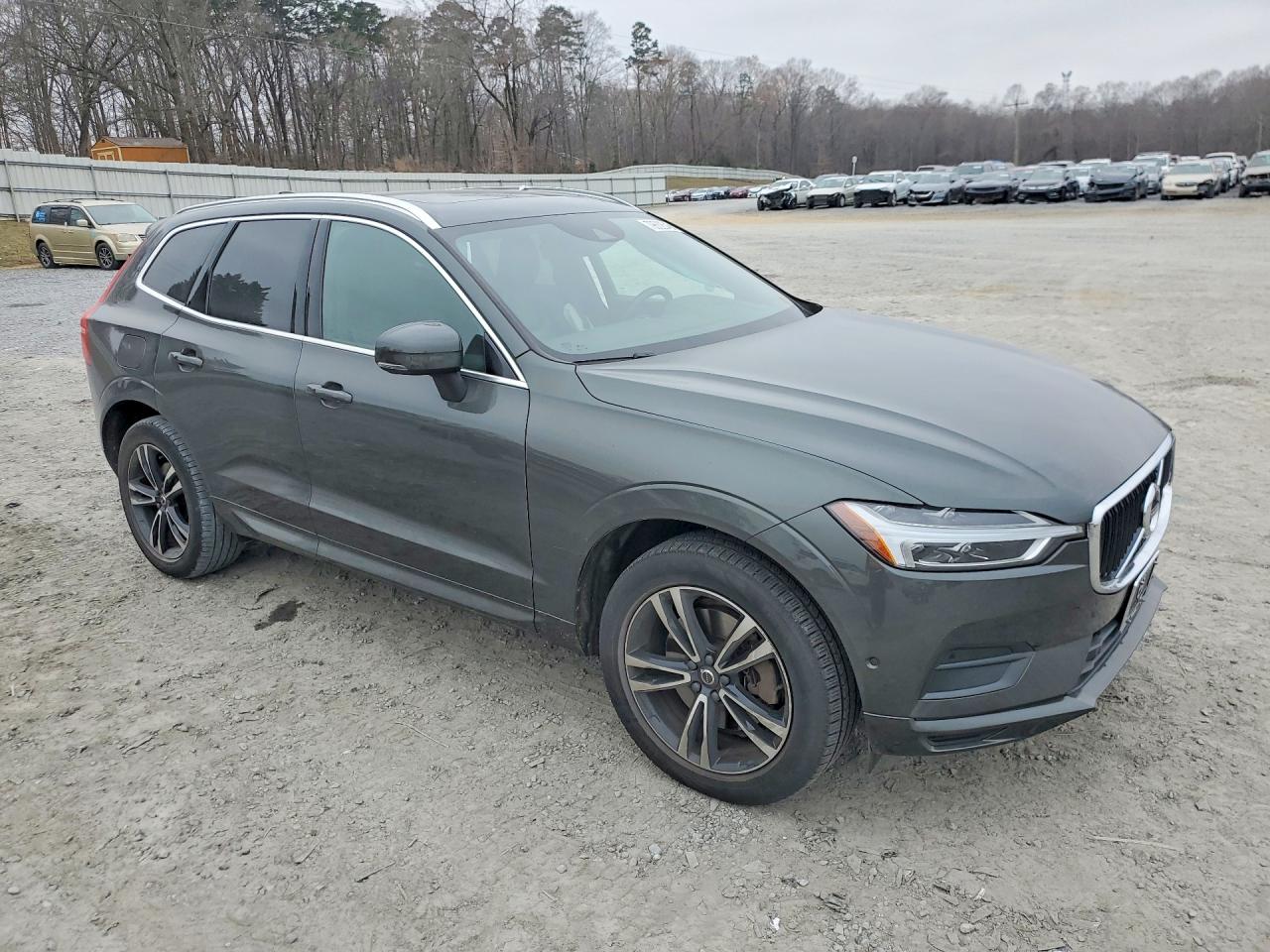 2019 VOLVO XC60 T6 MOMENTUM photo 4