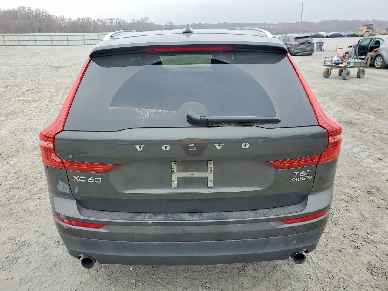 2019 VOLVO XC60 T6 MOMENTUM photo 6