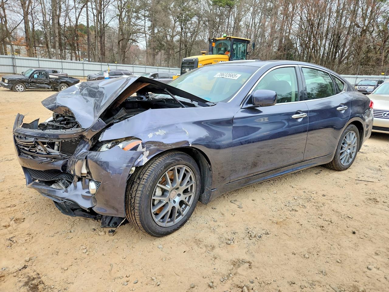 2011 INFINITI M37