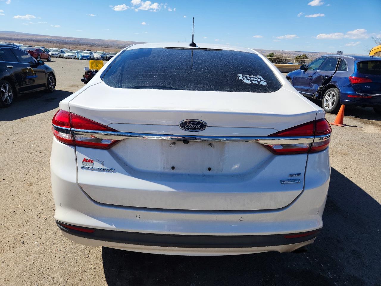 2017 FORD FUSION SE photo 16