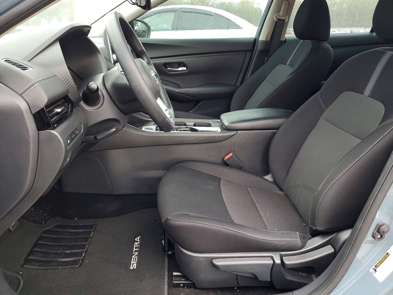 2024 NISSAN SENTRA SV photo 19