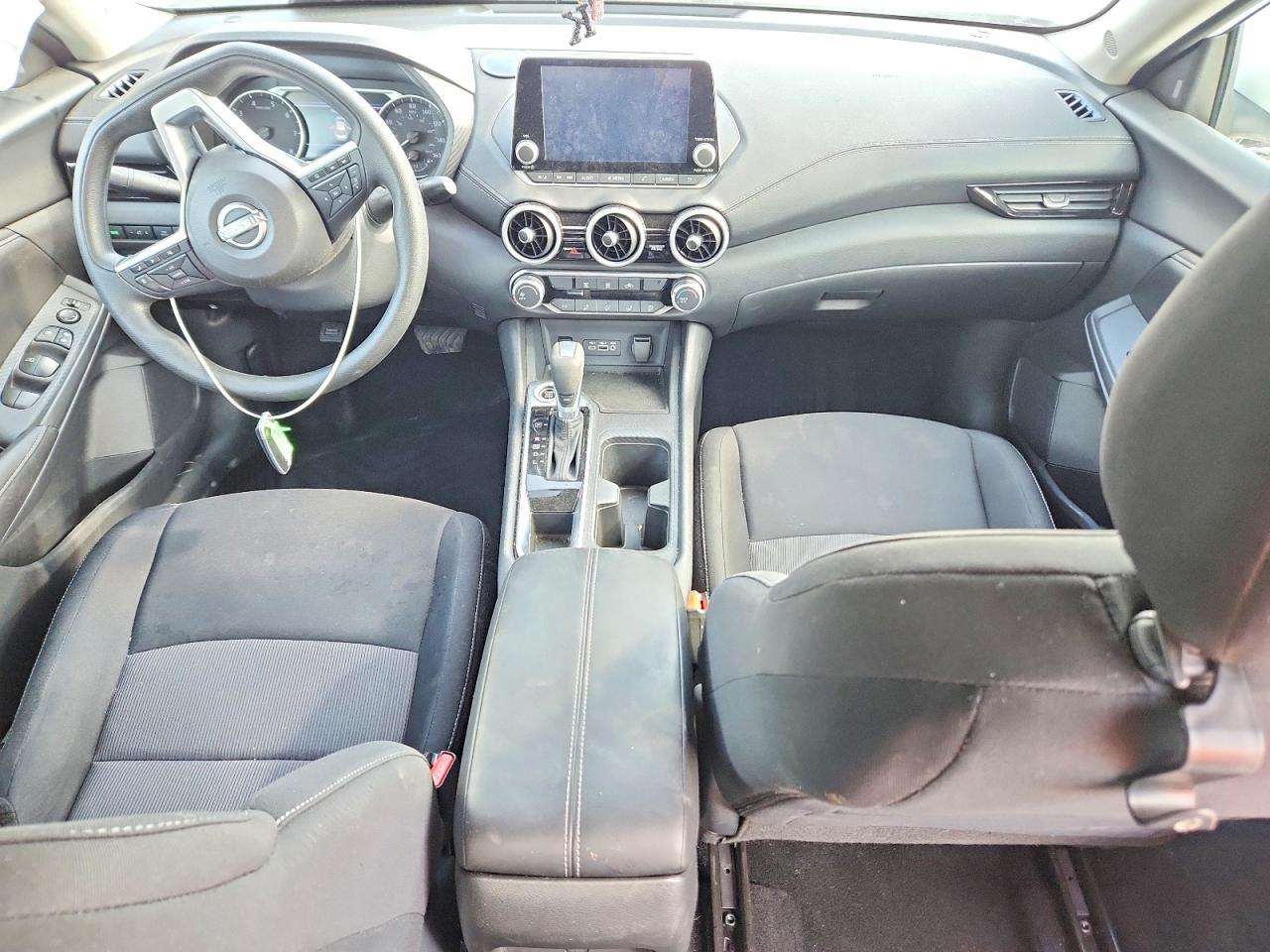 2025 NISSAN SENTRA SV photo 8