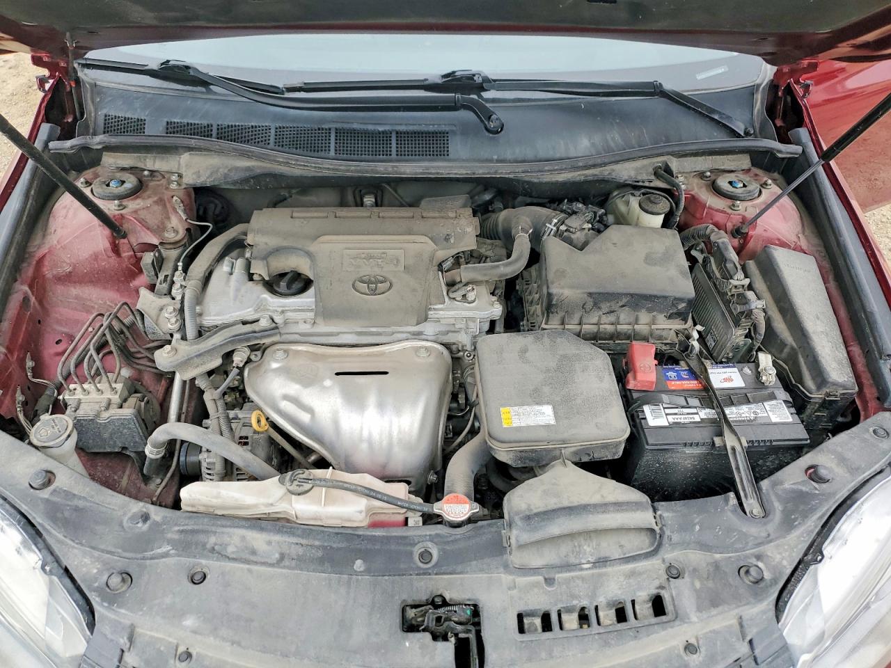 2016 TOYOTA CAMRY SE photo 21