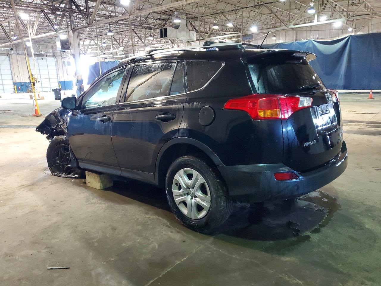 2015 TOYOTA RAV4 LE photo 2