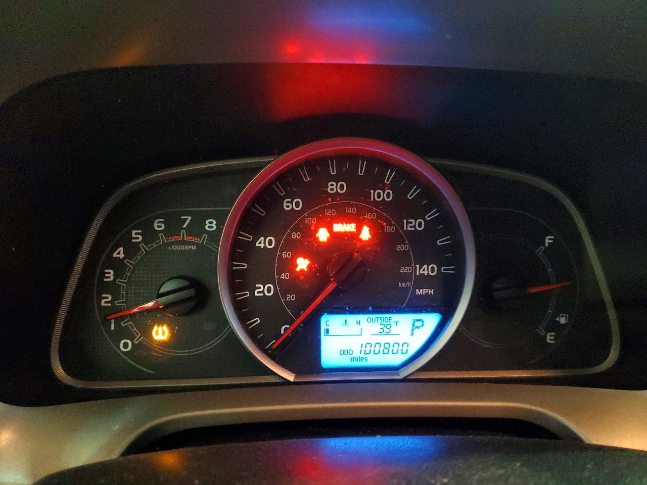 2015 TOYOTA RAV4 LE photo 9