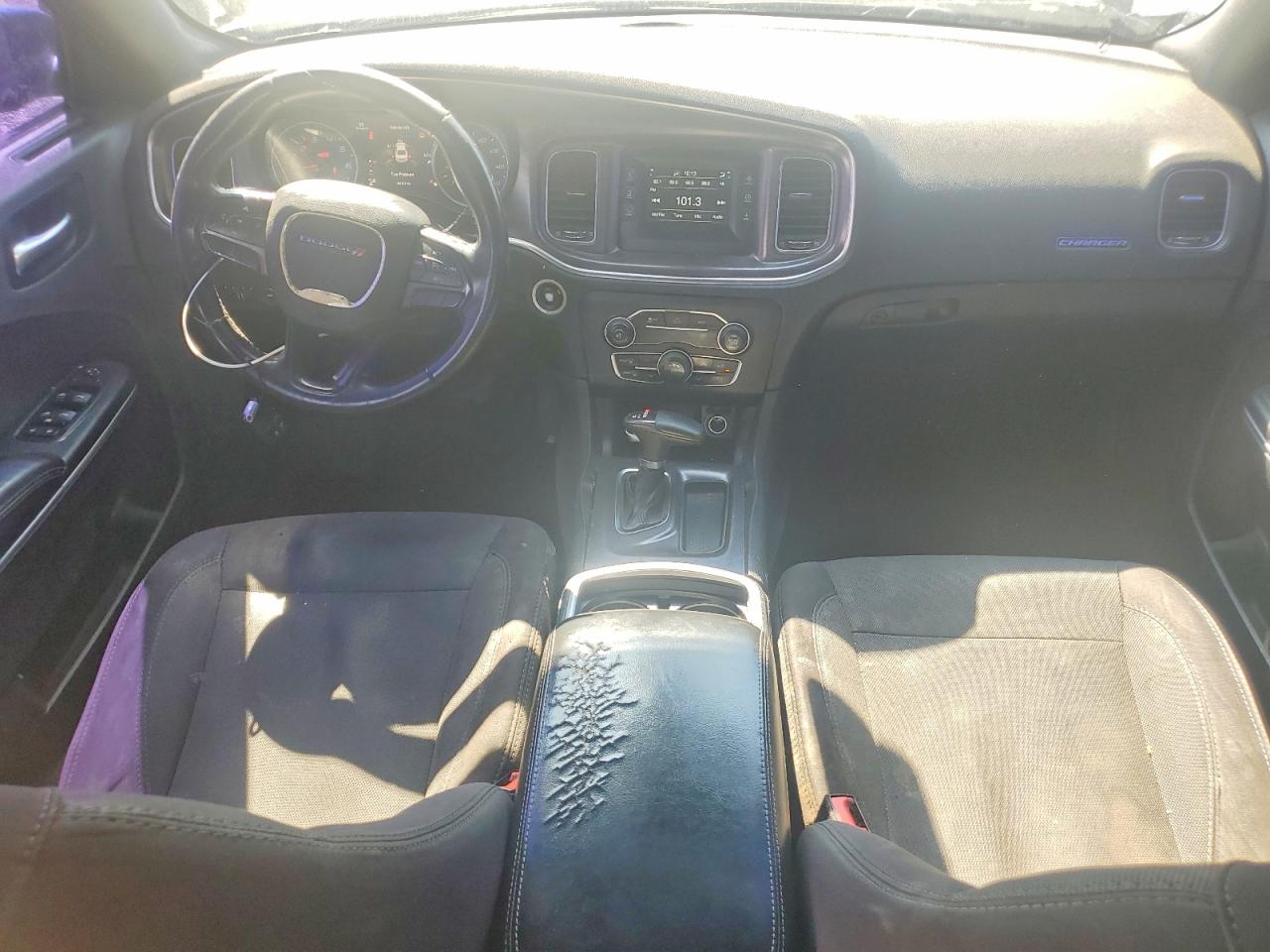 2015 DODGE CHARGER SE photo 8