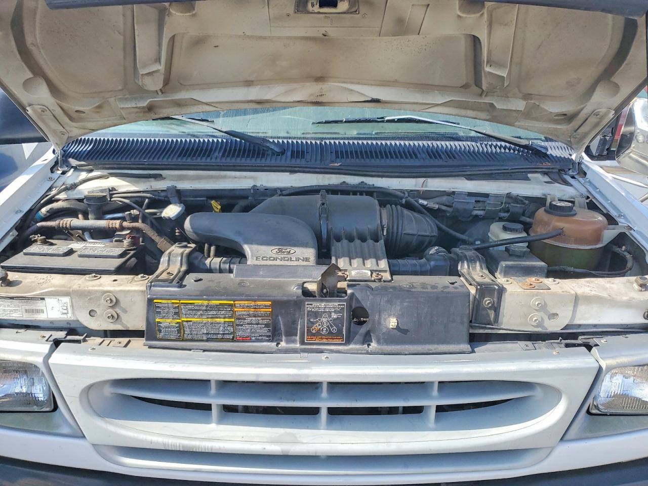 2001 FORD ECONOLINE E250 VAN photo 21